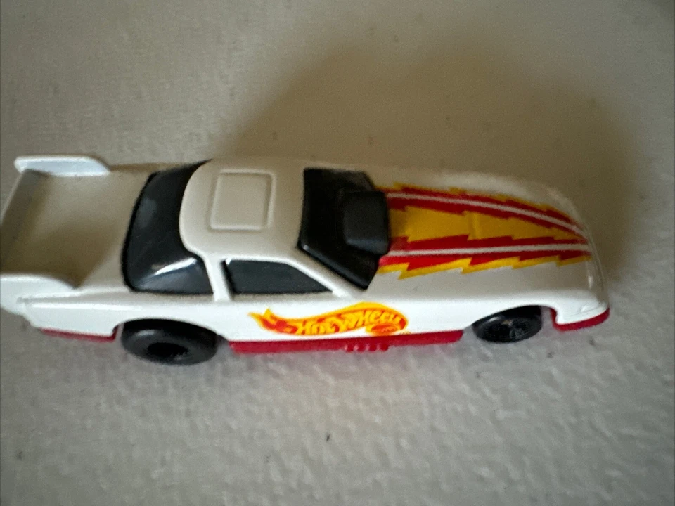 12 Misc. Coches Nascar, Indy y divertidos 1:64 fundido a presión y juguetes Kenny Bernstein y más Foto 2 de 4