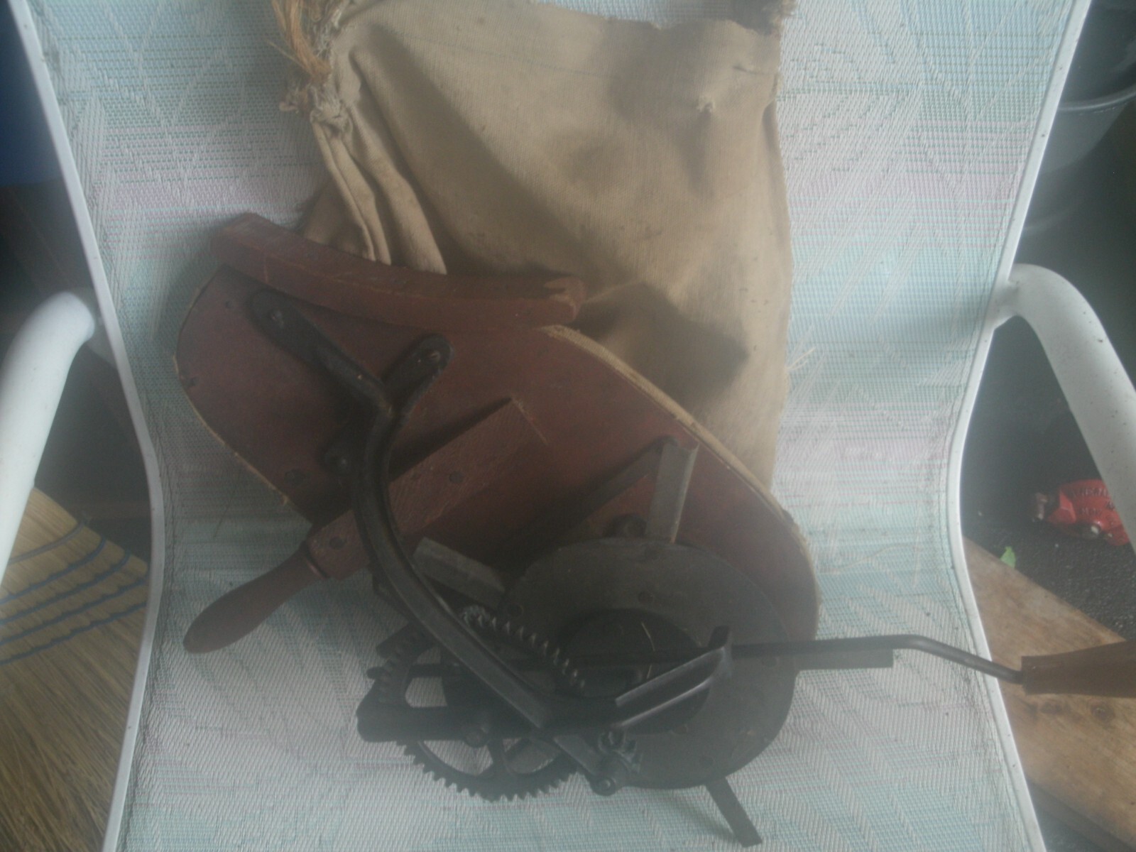 Picture 1 of 2
