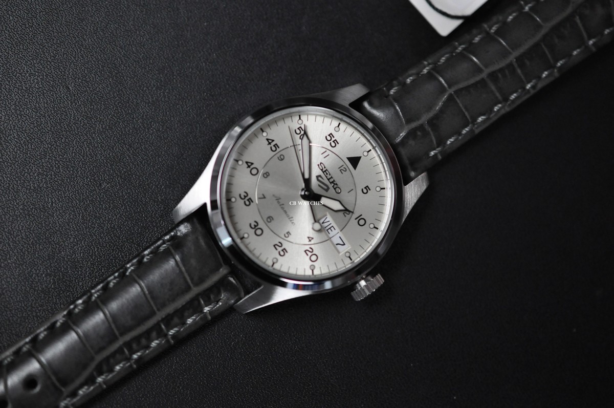 Seiko 5 Sports SRPJ87K1 Seiko 5 Sports SRPJ87K1