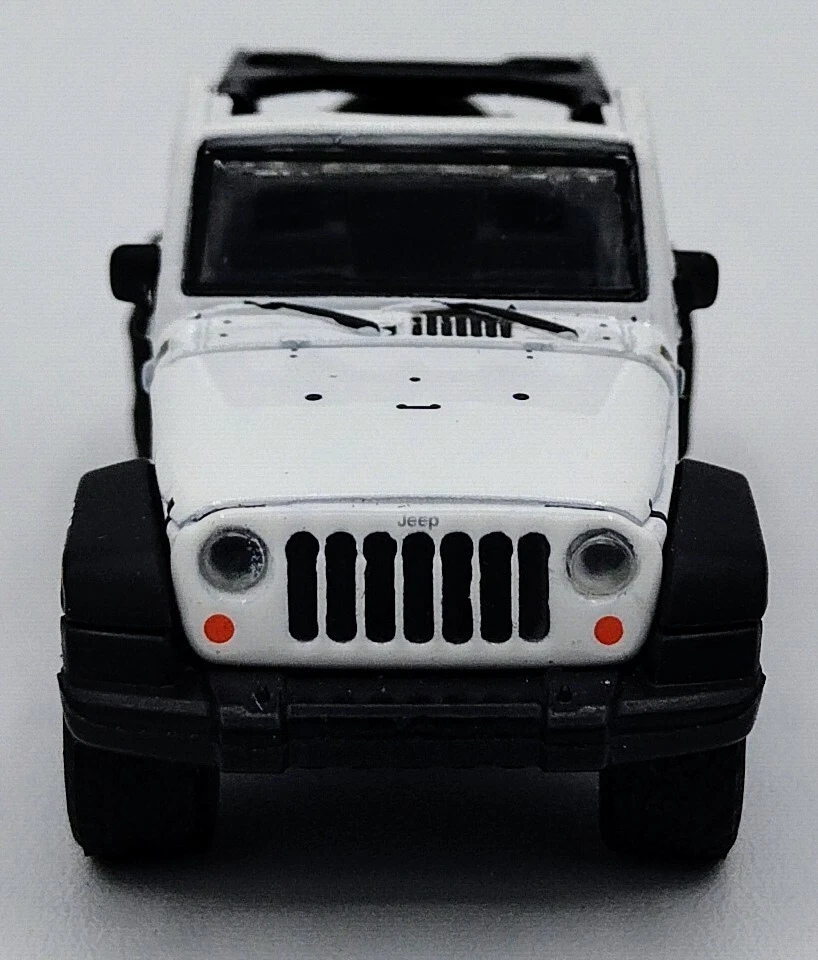 LOOSE Greenlight 1:64 Hot Pursuit S23 Burlington Police 2009 Jeep Wrangler - Image 4 of 4