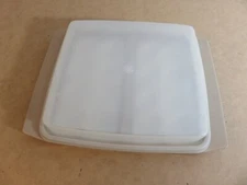 VTG Tupperware Egg Keeper Container 723-3  w/Trays & Lid