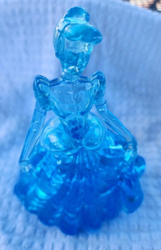 DISNEY CINDERELLA CRYSTAL ACRYLIC 3 D PUZZLE BRAIN TEASER