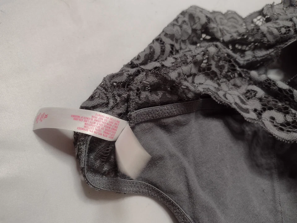 Sujetador Bralette Xhilaration XL Gris Encaje Floral Acolchado Inalámbrico Bohemio Boho A8 Foto 3 de 3
