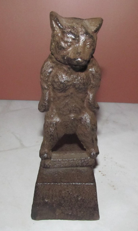 Rustic Vintage Cast Iron Door Stop Door Wedge Stopper Metal Bear Cabin Decor