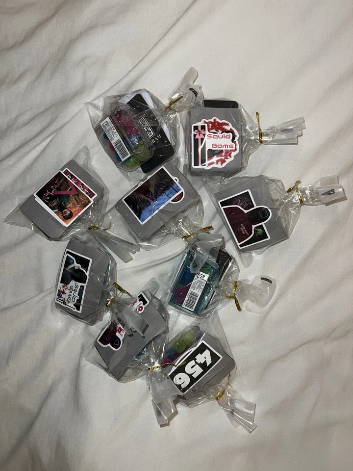 Gonggi Konggi Korean Game 1 Case x 12 Pieces+Free Squid Game stickers as a gift - Bild 3 von 4