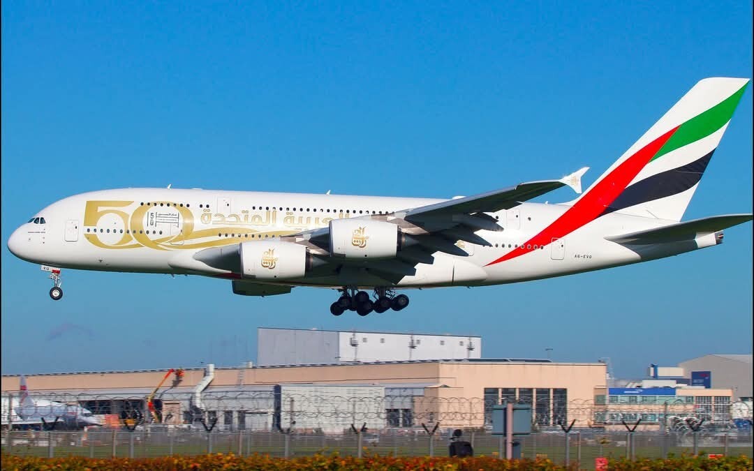 Gemini 1/200 エミレーツ航空 A380-800 UAE建国50周年 Gemini 1/200 エミレーツ航空 A380-800 UAE建国50周年