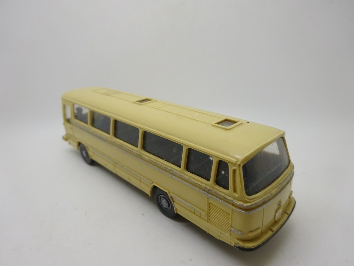ミニカー WIKING MODELLE Mercedes-Benz 2632 ミニカー WIKING MODELLE Mercedes-Benz 2632 Mercedes-Benz