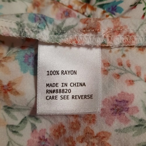 Blusa floral rosa y tomillo talla grande - Imagen 5 de 6