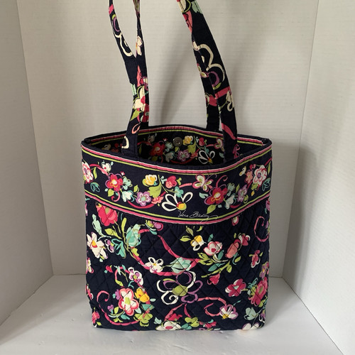 Vera Bradley Tote/Bag Ribbon Pattern Pink Lining Snap Close