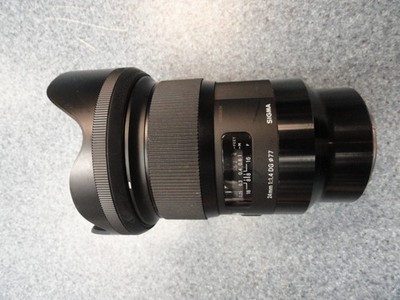Sigma 24mm F1.4 DG HSM Lens for Sony E - Black