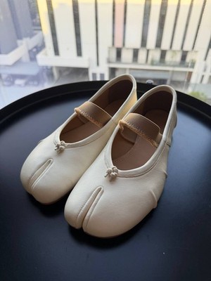 Maison Margiela Tabi Flat Ballerinas   White, Size 40 ,26cm