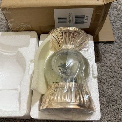 Bath & BodyWorks Elephant & Palm Tree Light Up Water Globe  3-wick CandleHolder 