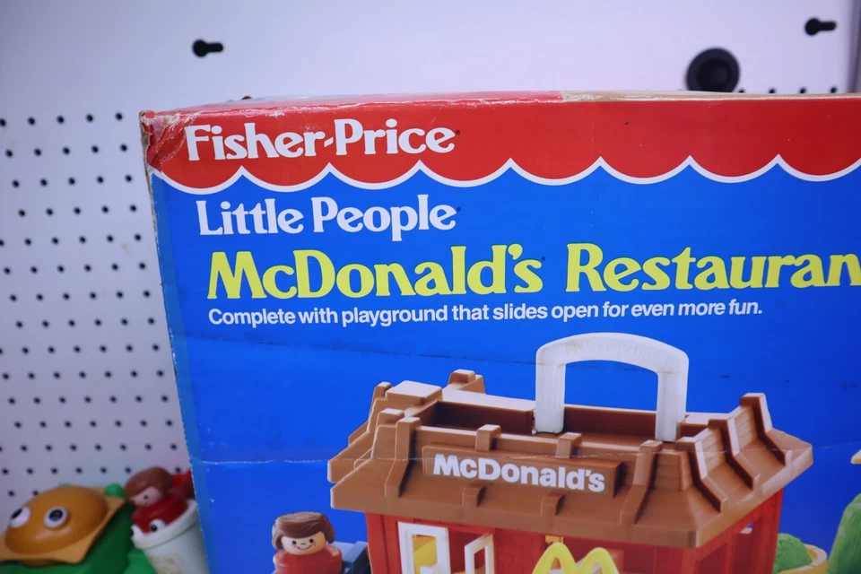 Nice Vintage Fisher-Price Little People McDONALDS 2552 1989 Restaurant & Box USA - Image 4 of 4
