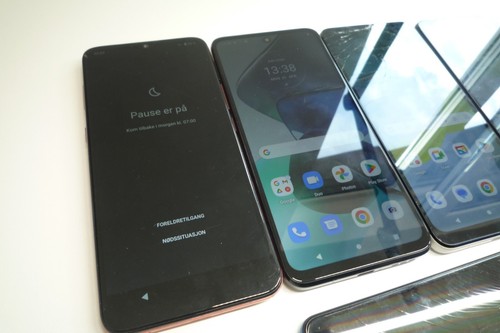 Job lot 5x Motorola Phones - Moto E13. G23, One Vision, E7 Black/ Blue/ White - Afbeelding 2 van 13