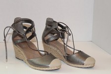 Vionic Women's Pewter Wedge Espadrilles Size 7