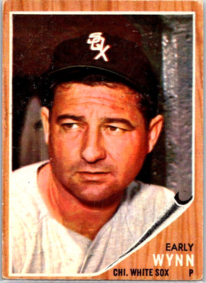 1962 Topps - Early Wynn #385 NO MAJOR CREASES [00559] NICE CARD