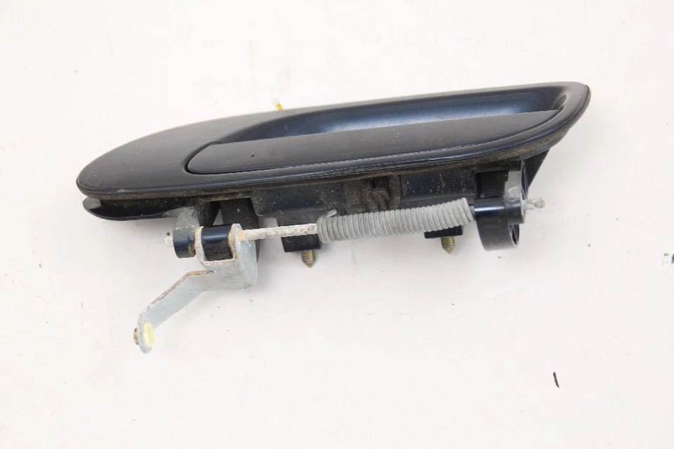 Tirador puerta trasero derecho volvo v70 ii 11-2001 Foto 2 de 3