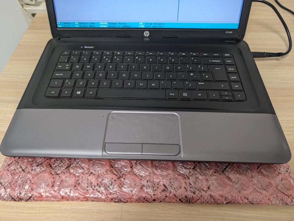 HP 650 - i3-2328M - 4GB Ram - No Storage - Image 2 of 4
