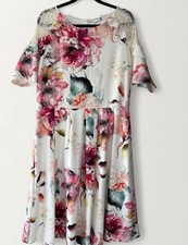 Very women’s white floral dress with lace sleeves size 20