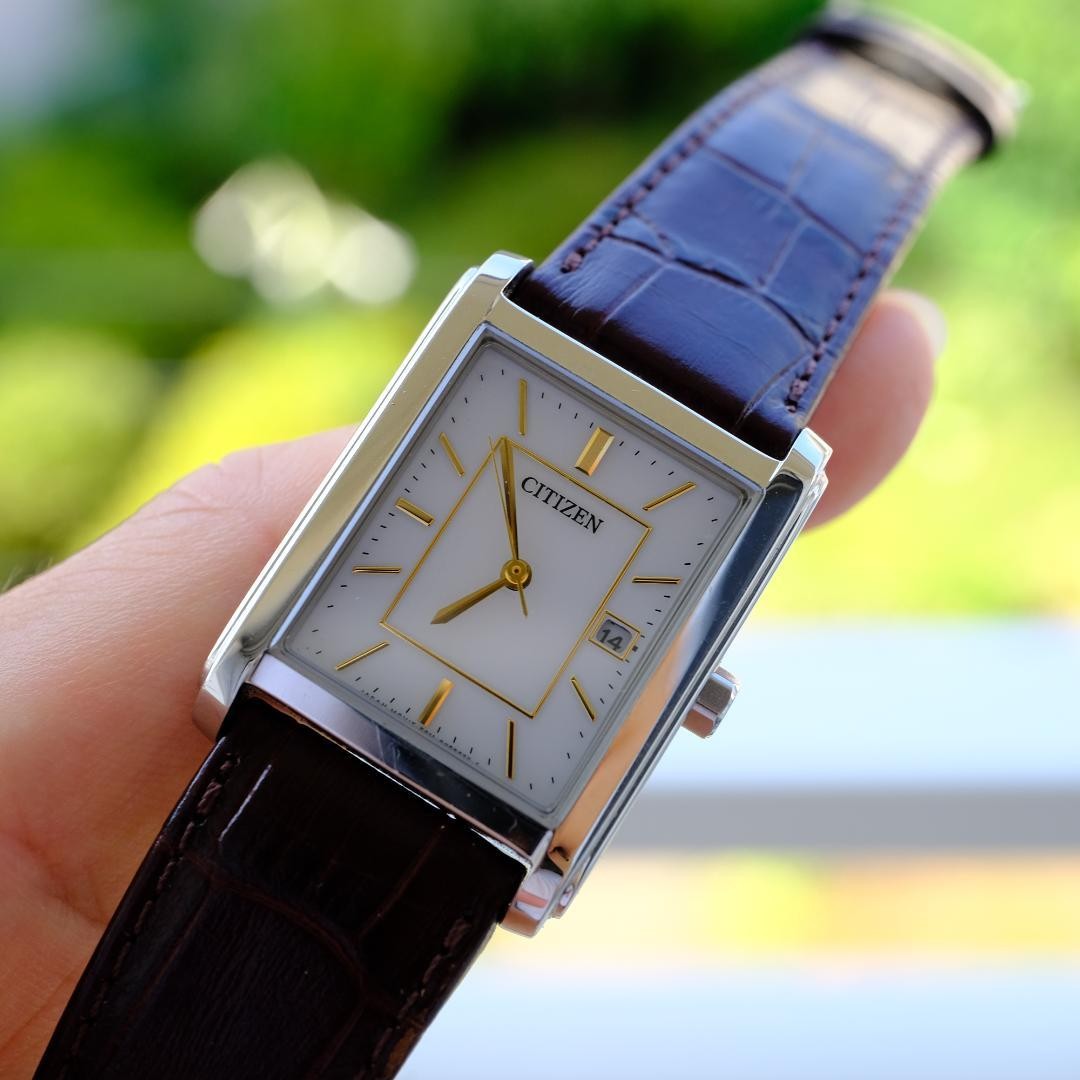 Citizen Tank Eco Drive Rectangular Wristwatch Tim… - image 3