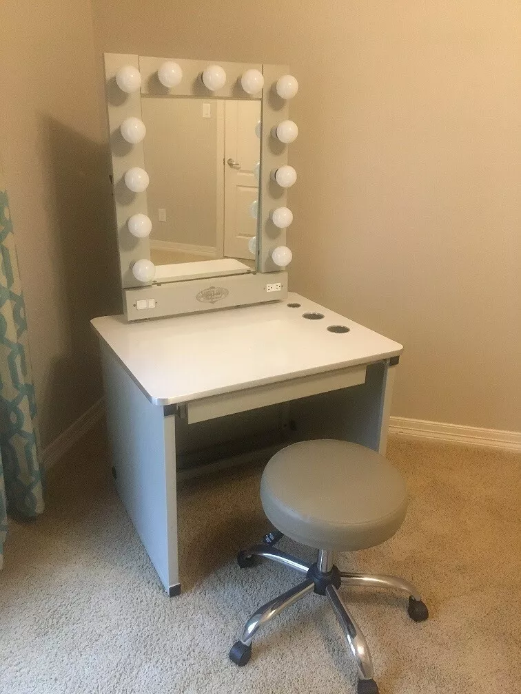 BROADWAY LIGHTED VANITY MAKEUP MIRROR & DESK SET by VANITY GIRL HOLLYWOOD