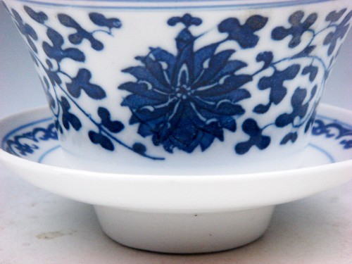 Blue&White QingHua Glazed Porcelain Flowers Painted LARGE Tea Cup w/ Holder Set - Picture 3 of 8