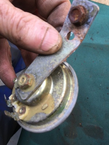 4194 Peugeot Speedfight 100 2002 Horn Hooter Working Order - Picture 6 of 7