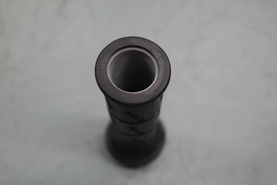 13-17 KAWASAKI EX300 NINJA RIGHT THROTTLE GRIP - Image 3 of 4