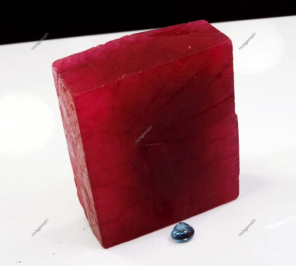 915.35 Ct Natural RED Ruby HUGE ROUGH Earth Mined CERTIFIED Loose Gemstone - Image 4 of 4
