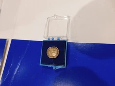 LOCKHEED C-141 STARLIFTER 2000 HOUR CLUB SERVICE PIN Rare Bronze USAF 1980s