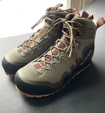Simms Fishing Flyweight Access Wading Boots Vibram Rubber Sole – New Size 7
