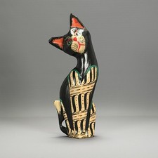 HAND CARVED Hand Painted WOODEN CAT - 24.5cm x 9.8cm x 4.1cm - 121gram