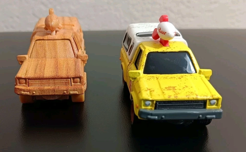 Camión Hot Wheels Premium Disney Pixar Toy Story Pizza Planet Real Riders Suelto Foto 4 de 4