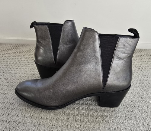 Country Road Womens Ankle Boots Sz 39, Exc Cond Gunmetal Mettalic, Pull On - Picture 17 of 20