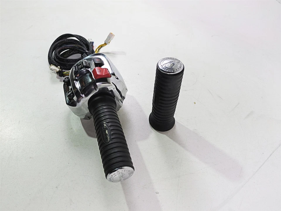 2017 Indian Chieftain Limited interruptor de controle de mão direita acelerador 2413027 - Imagem 3 de 4