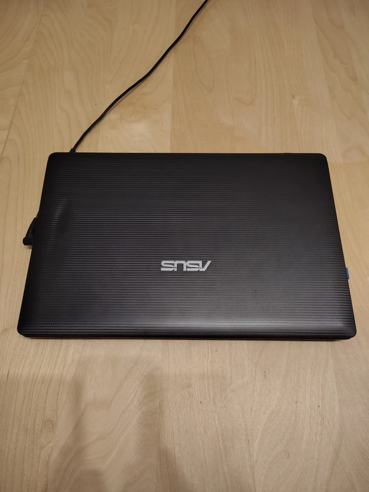 Asus X53S - Immagine 3 di 3