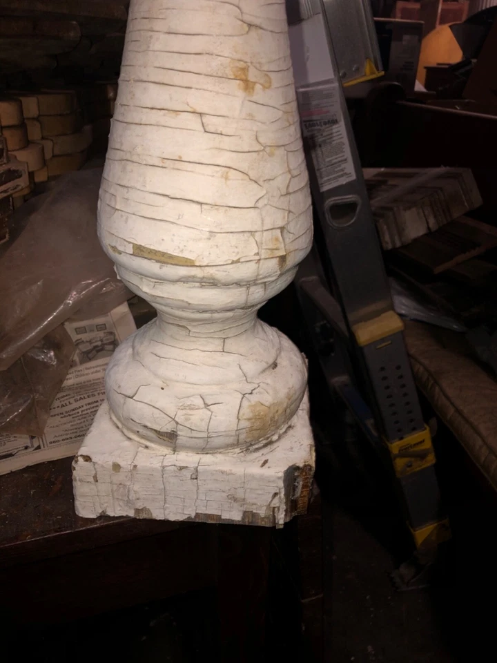 Husillo balaustre porche c1890 grande robusto tamaño 16,5” x 5,5” x 5” cuadrado en la parte superior Foto 2 de 4