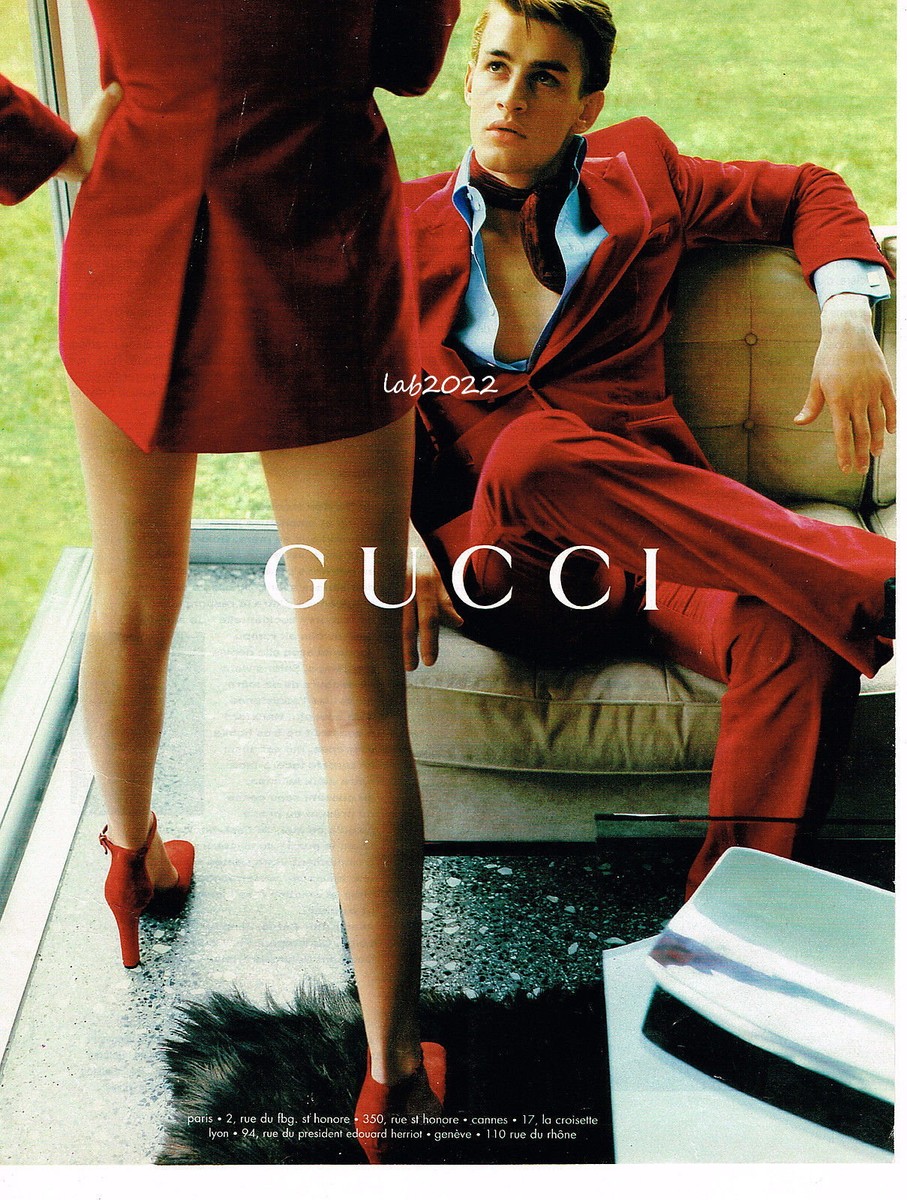 GUCCI Tom Ford 1996 Most Iconic Museum Red Velvet Suit New Never