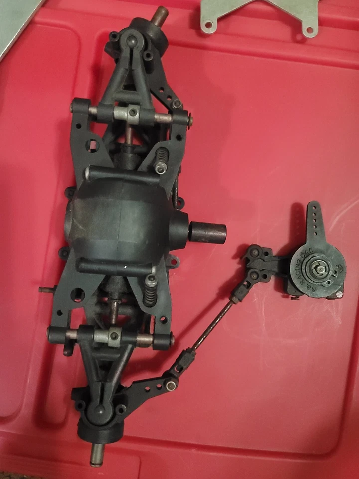 VINTAGE RARE SG MK4 CHASSIS LOT AND REAR DIFFERENTIAL 1/8 SCALE RC RARE HTF !!! - Image 2 of 4