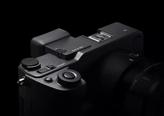 SIGMA mirrorless Digital Camera single-lens sd Quattro H with battery From Japan - Image 3 of 4
