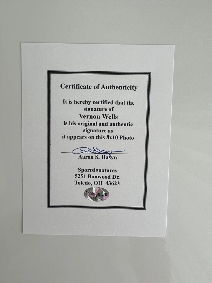 Vernon Wells Signed 8x10 with COA Toronto Blue Jays - Image 2 of 2