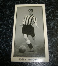 DC Thomson Famous Footballers 1956 No13 - Bobby Mitchell