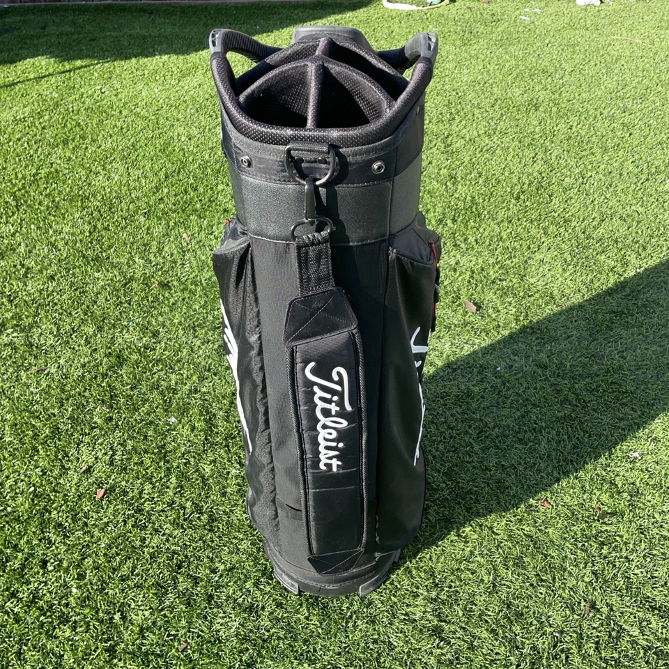 Titleist Club 7 手推车包黑色 7 路分隔单带高尔夫包红色口音 — 第 3/4 张图片