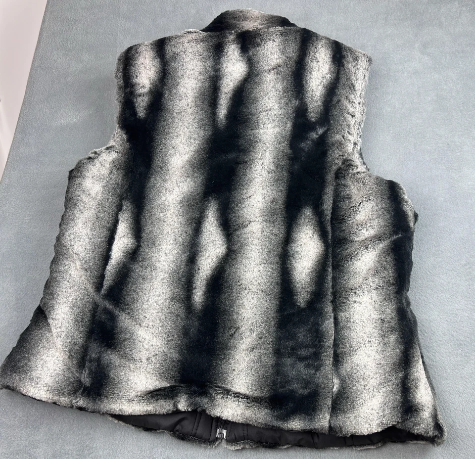 C Collections Faux Fur Vest Womens Large Black Gray Reversible Zip Winter Warm - Image 2 of 4