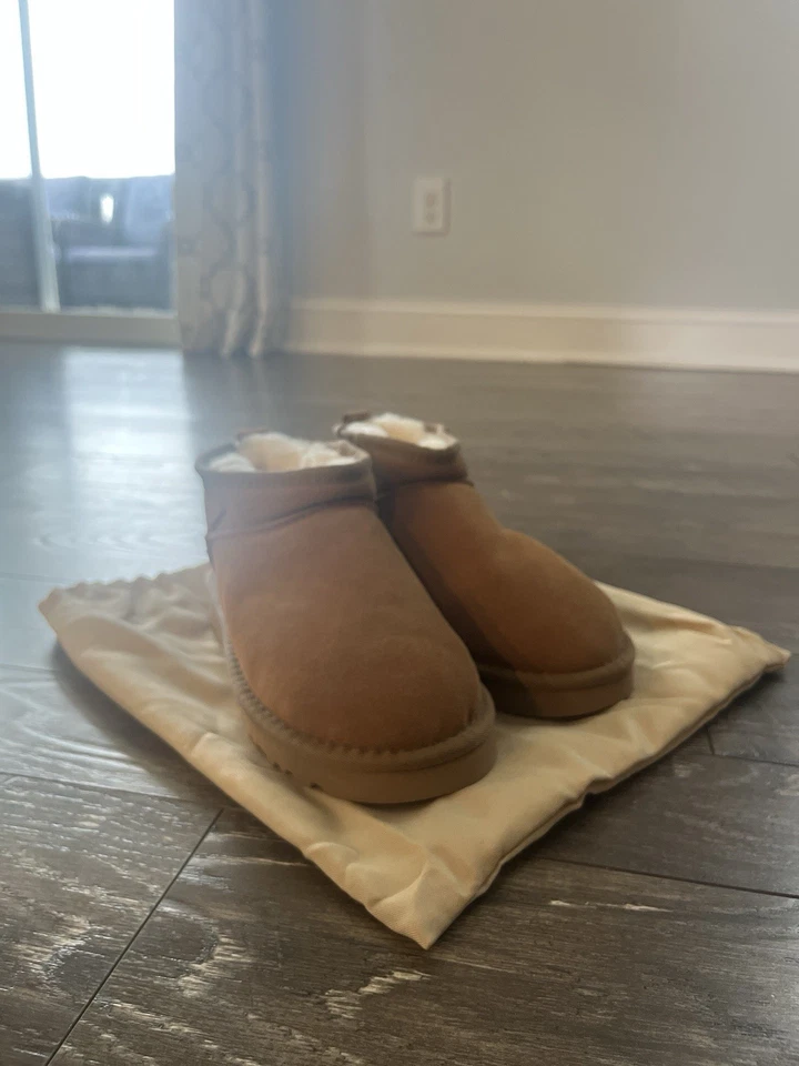 Women's Chestnut Classic Ultra Mini Uggs Size 7 US/UK/EU/JP - Image 3 of 3