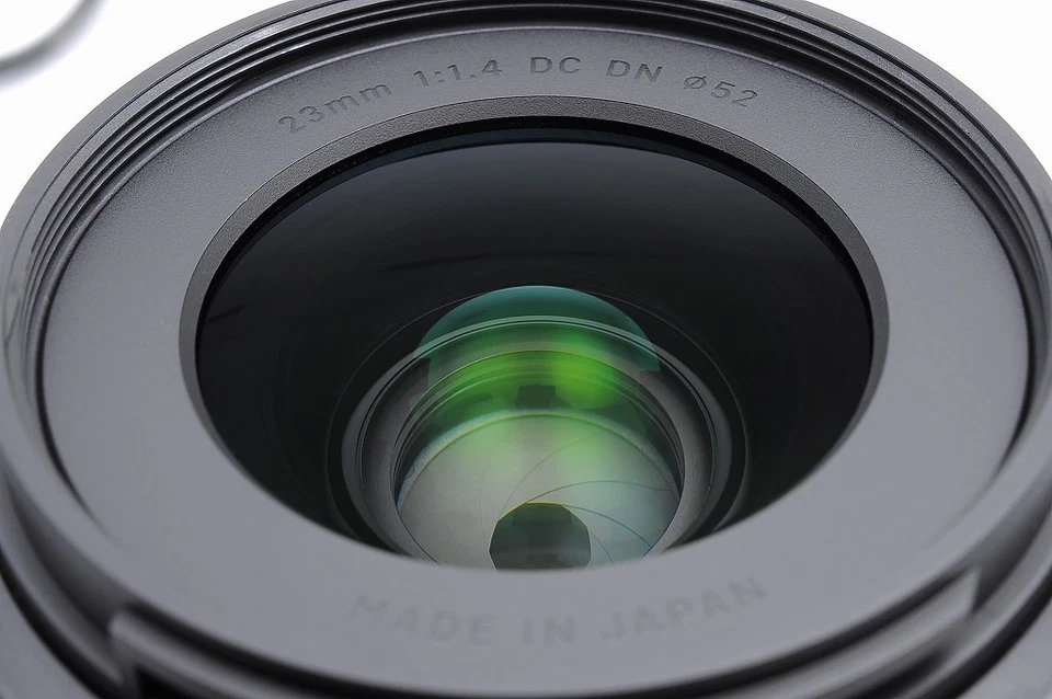 Sigma 23mm F/1.4 DC DN Contemporary Lens Sony E Mount  APS-C Original Box -MINT- - Image 4 of 4