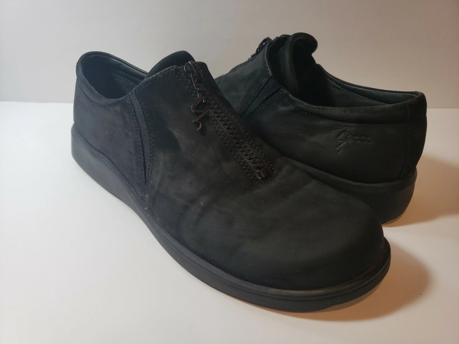 Mocassini slip on ECCO con cerniera anteriore nero suole in lattice da donna taglia 41