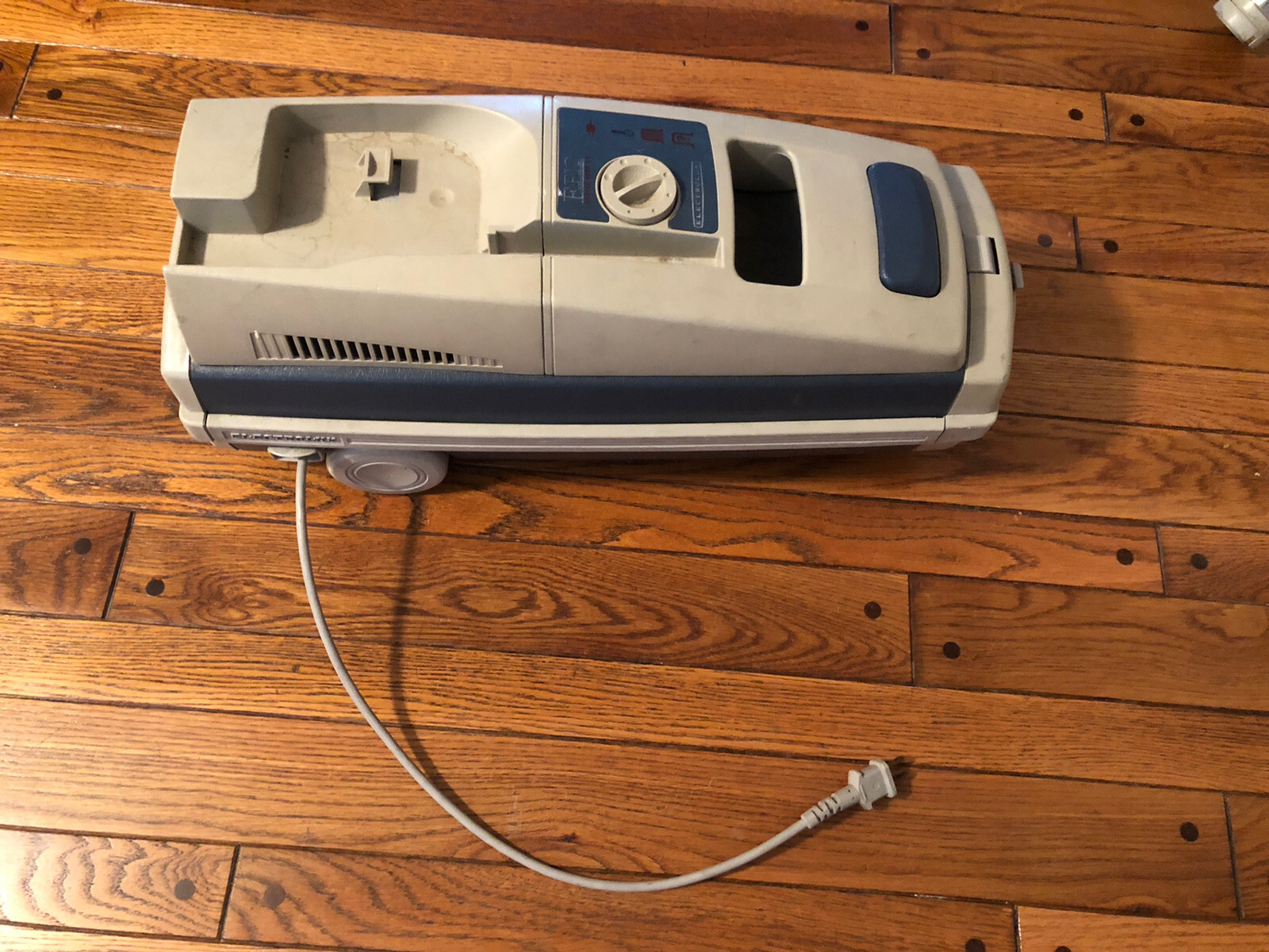 ELECTROLUX AERUS Epic CANISTER VACUUM CLEANER 6000 SR W/ Carpet head