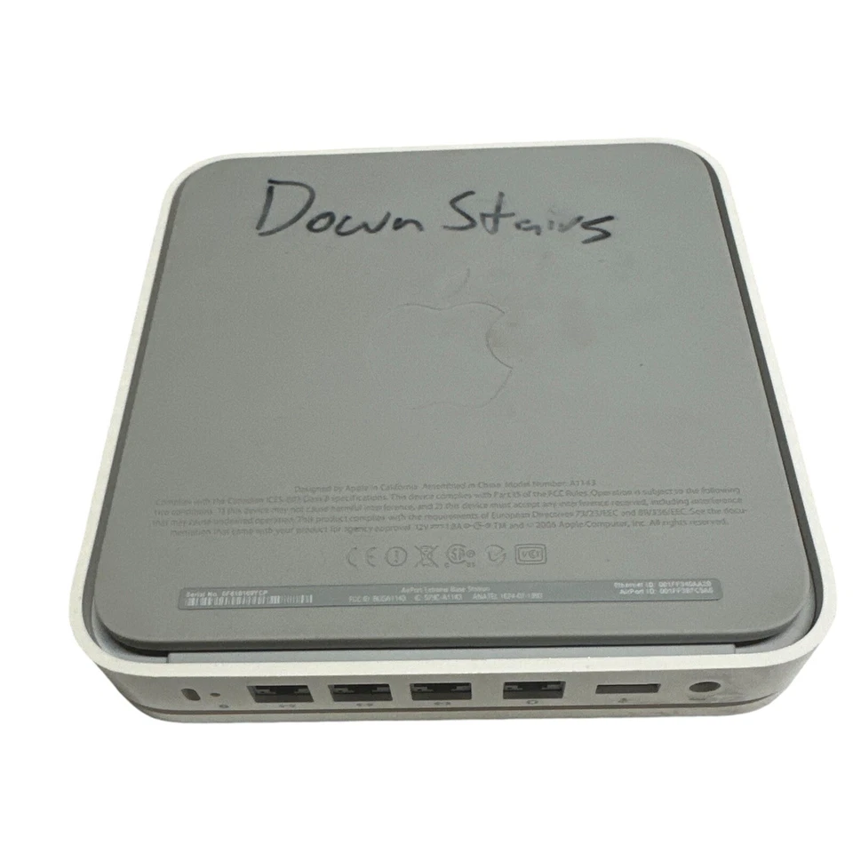 Apple Airport Extreme 802.11n Wi-Fi Wireless Base Station Mac A1143 - Image 4 of 4
