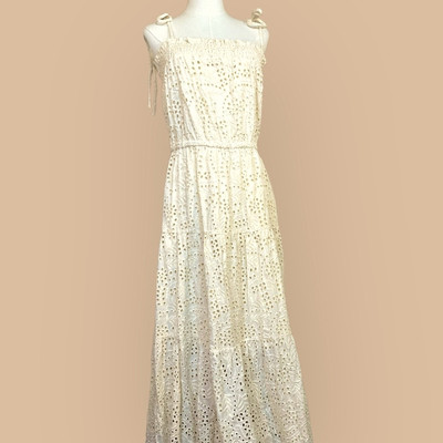Lost and Wander size Medium NWT cream eyelet  shoulder tie maxi dress